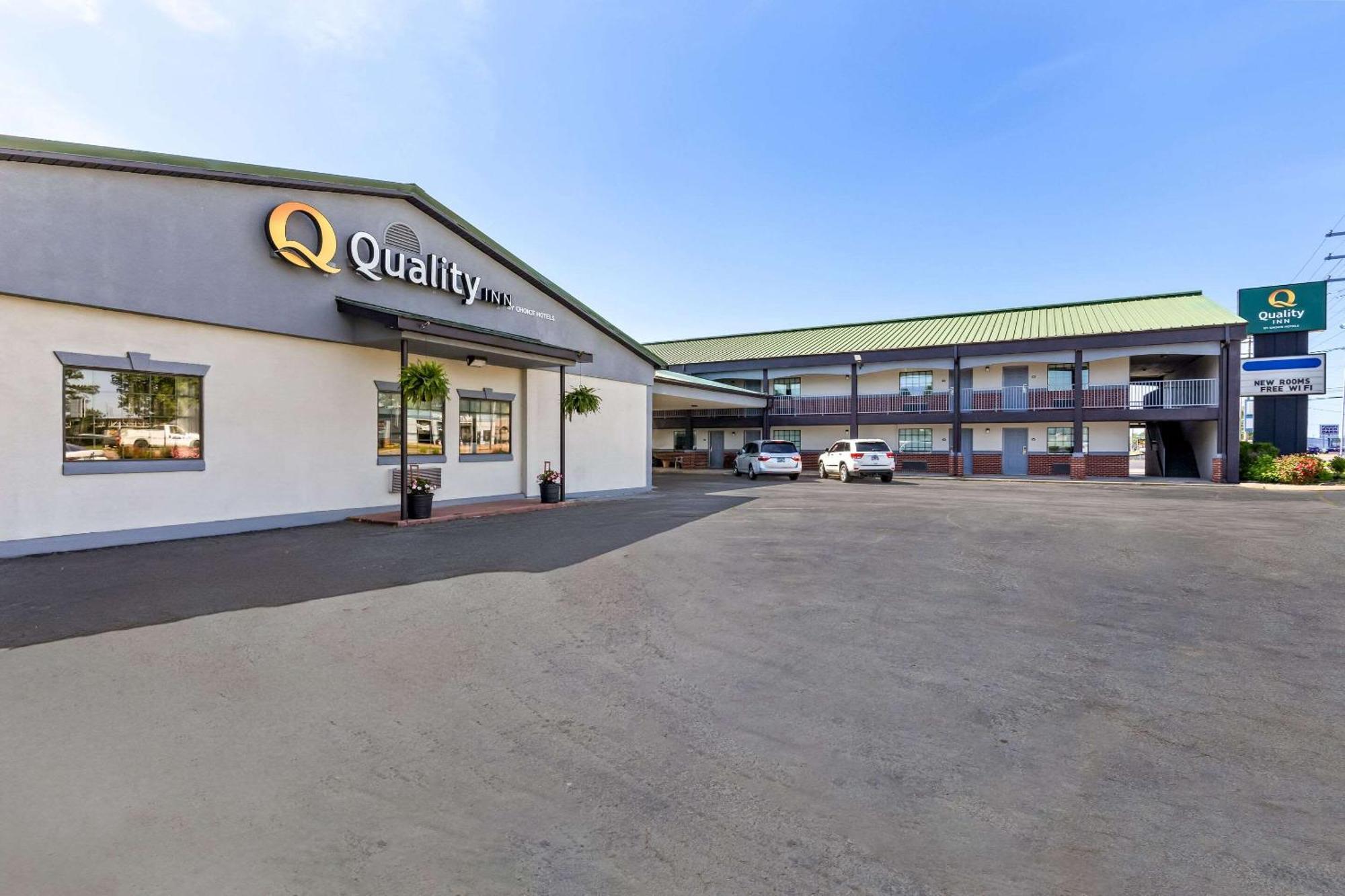 Quality Inn Lawrenceburg 外观 照片