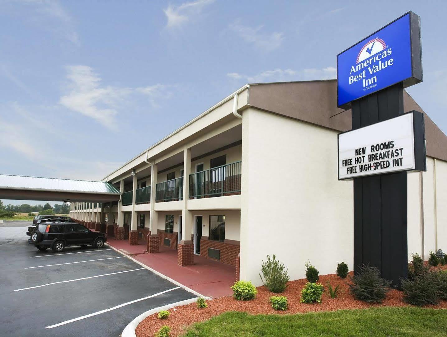 Quality Inn Lawrenceburg 外观 照片